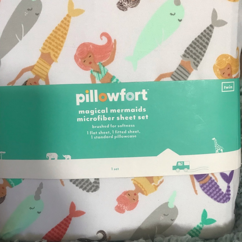 Mermaids Sheet Set 🧜🏻‍♀️ - Pillowfort